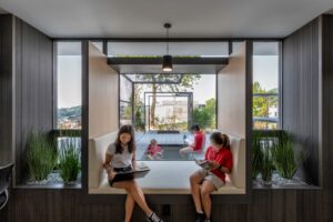 SFS Middle Years Library